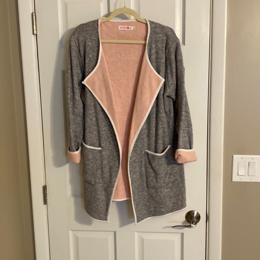Grey/Pink Color block sweater
